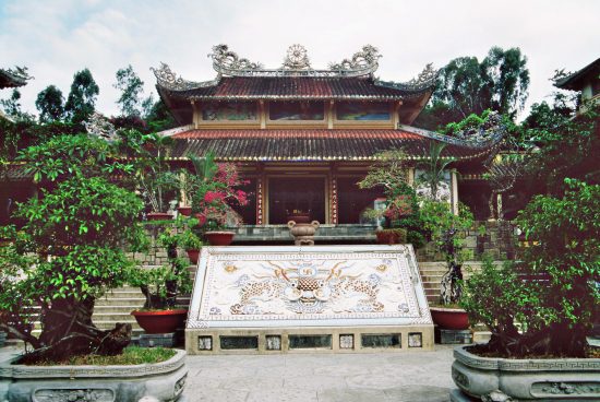 Tempel Vorplatz Hier findet man Ruhe - im Tempel lässt es sich hervoragend Pause machen