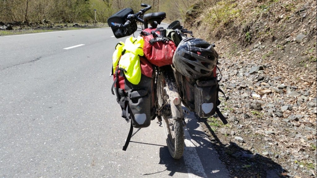 Fahrrad Reiserad bepackt Gepäck