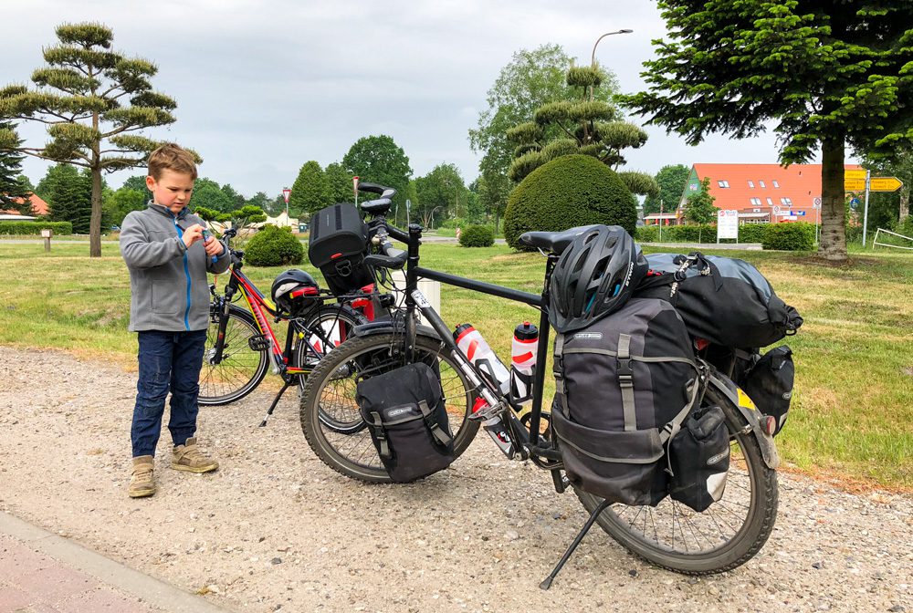 Vater und Sohn Radtour