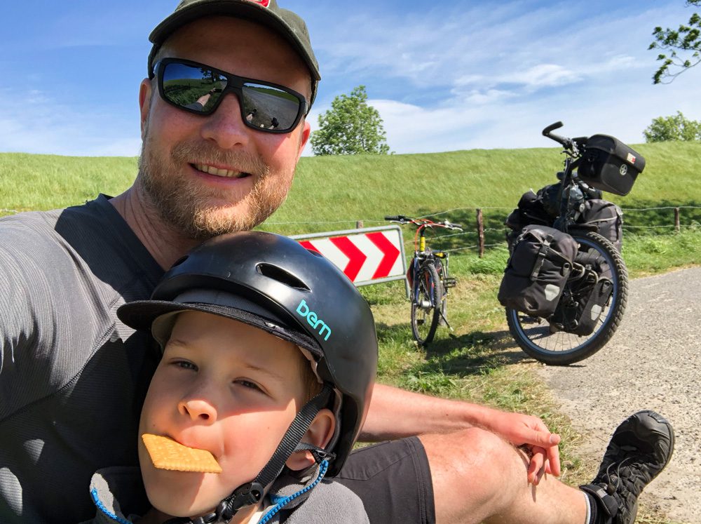 Vater und Sohn Radtour