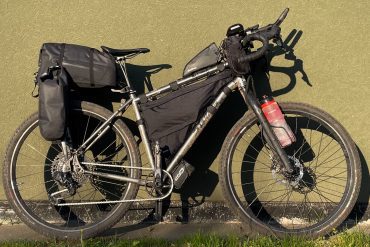 Rack redefined: Test ride with the Tailfin Carbon AeroPack & Mini Panniers